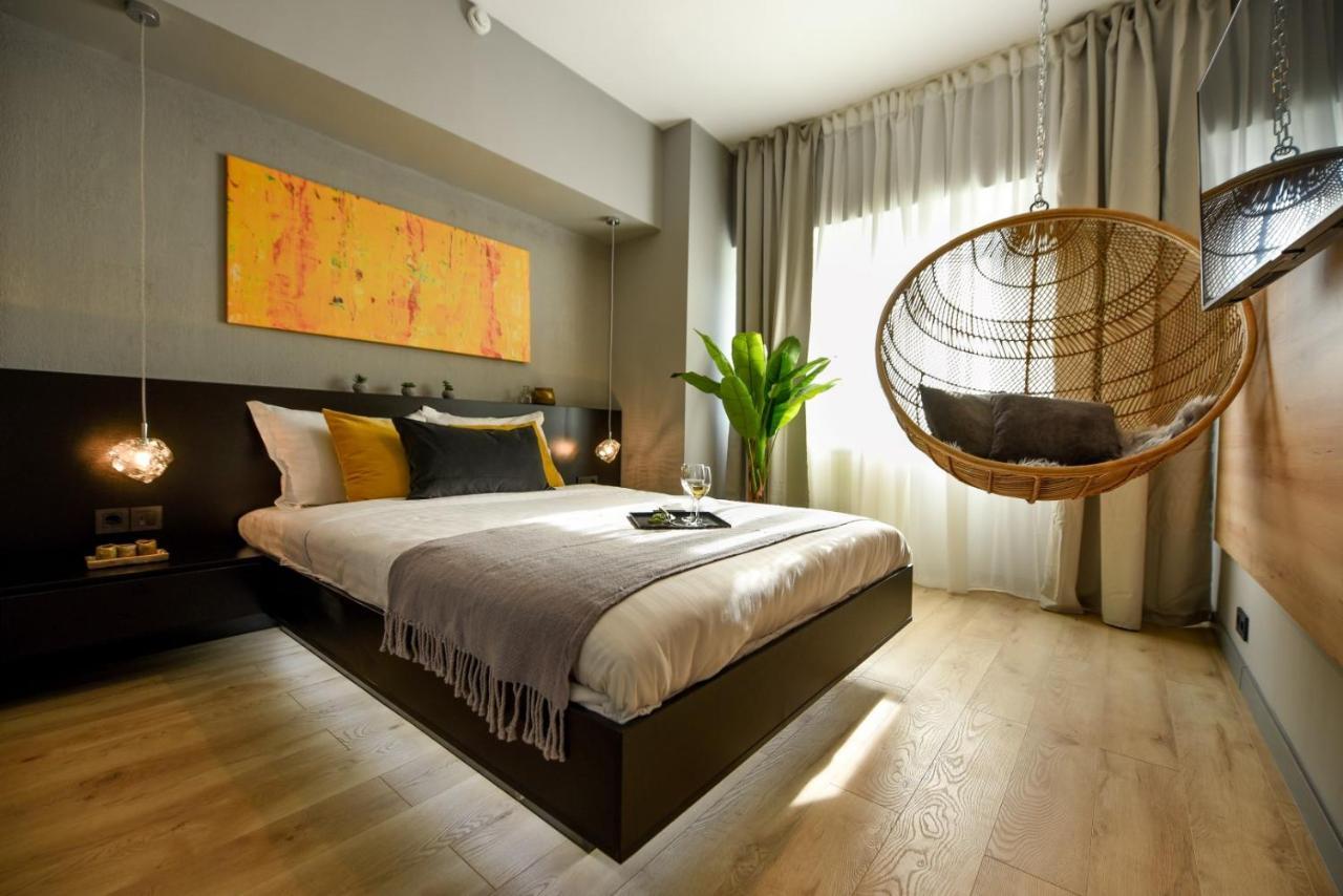 Luxury Apartment Near Radisson Hotel - Wall Projector & Modern Design 布加勒斯特 外观 照片