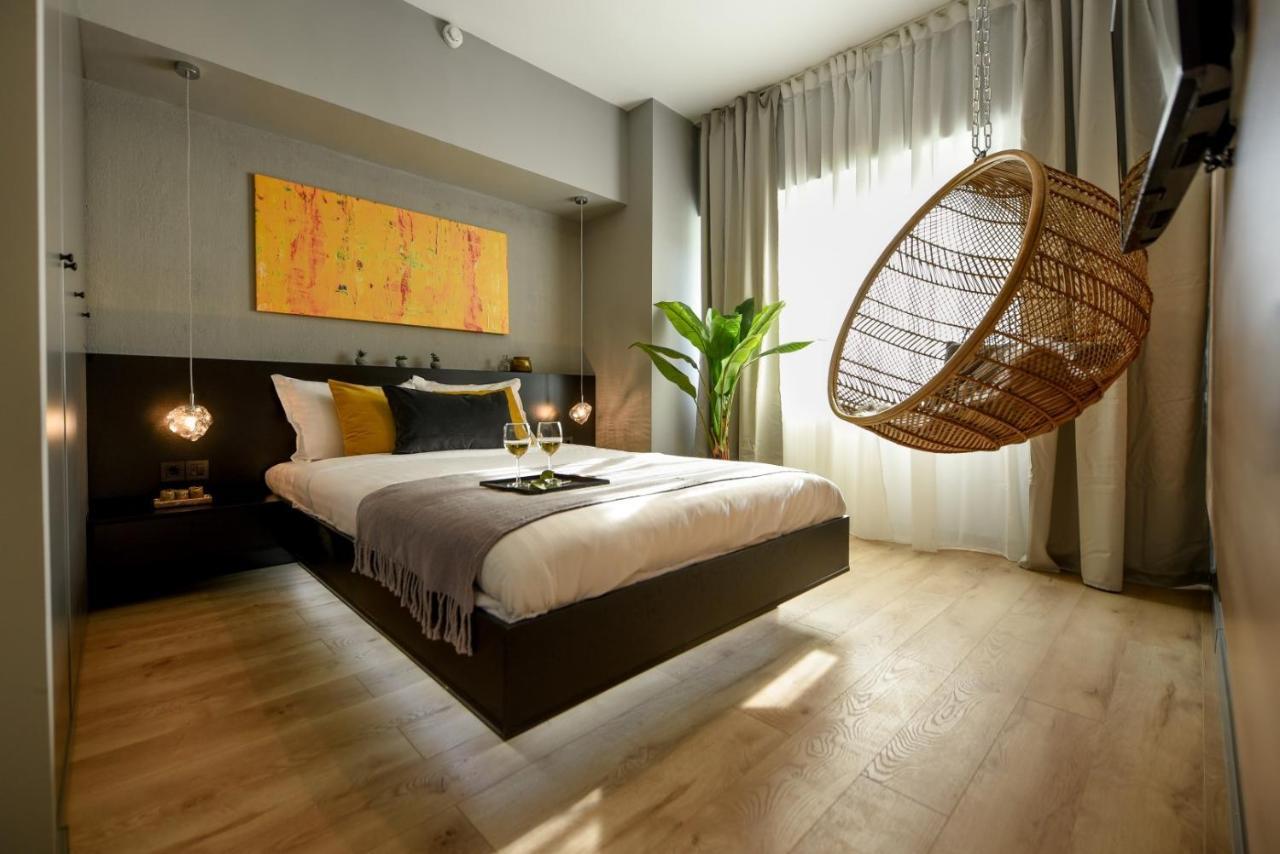 Luxury Apartment Near Radisson Hotel - Wall Projector & Modern Design 布加勒斯特 外观 照片